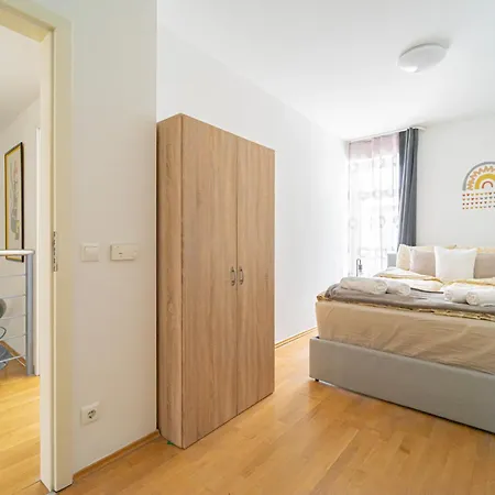 Budapest Central Home With Parking&Terrace Exterior photo